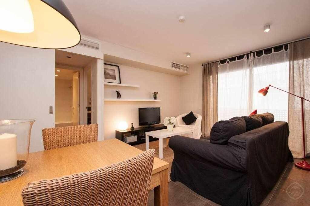 Port VII Apt Centrico Acogedor W Balcon 23 Barcelona Buitenkant foto